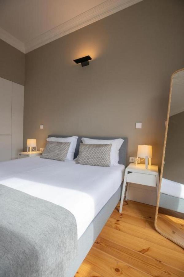 Mystay Porto Bolhao - Pool & Garden Exterior foto